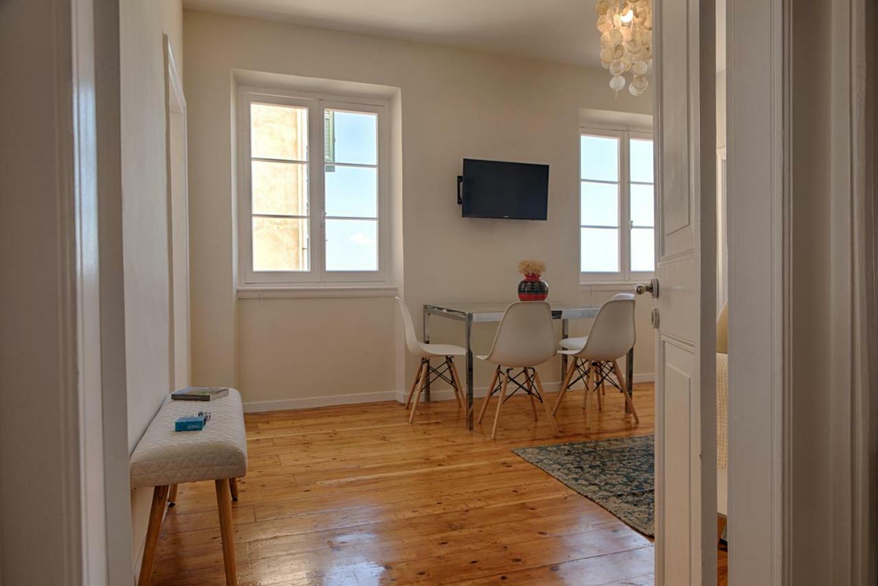 Serene Sea View Apartment In Corfu Old Town Ngoại thất bức ảnh