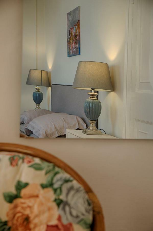 Serene Sea View Apartment In Corfu Old Town Ngoại thất bức ảnh