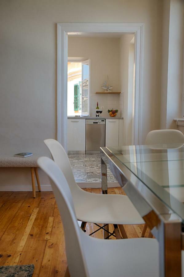 Serene Sea View Apartment In Corfu Old Town Ngoại thất bức ảnh