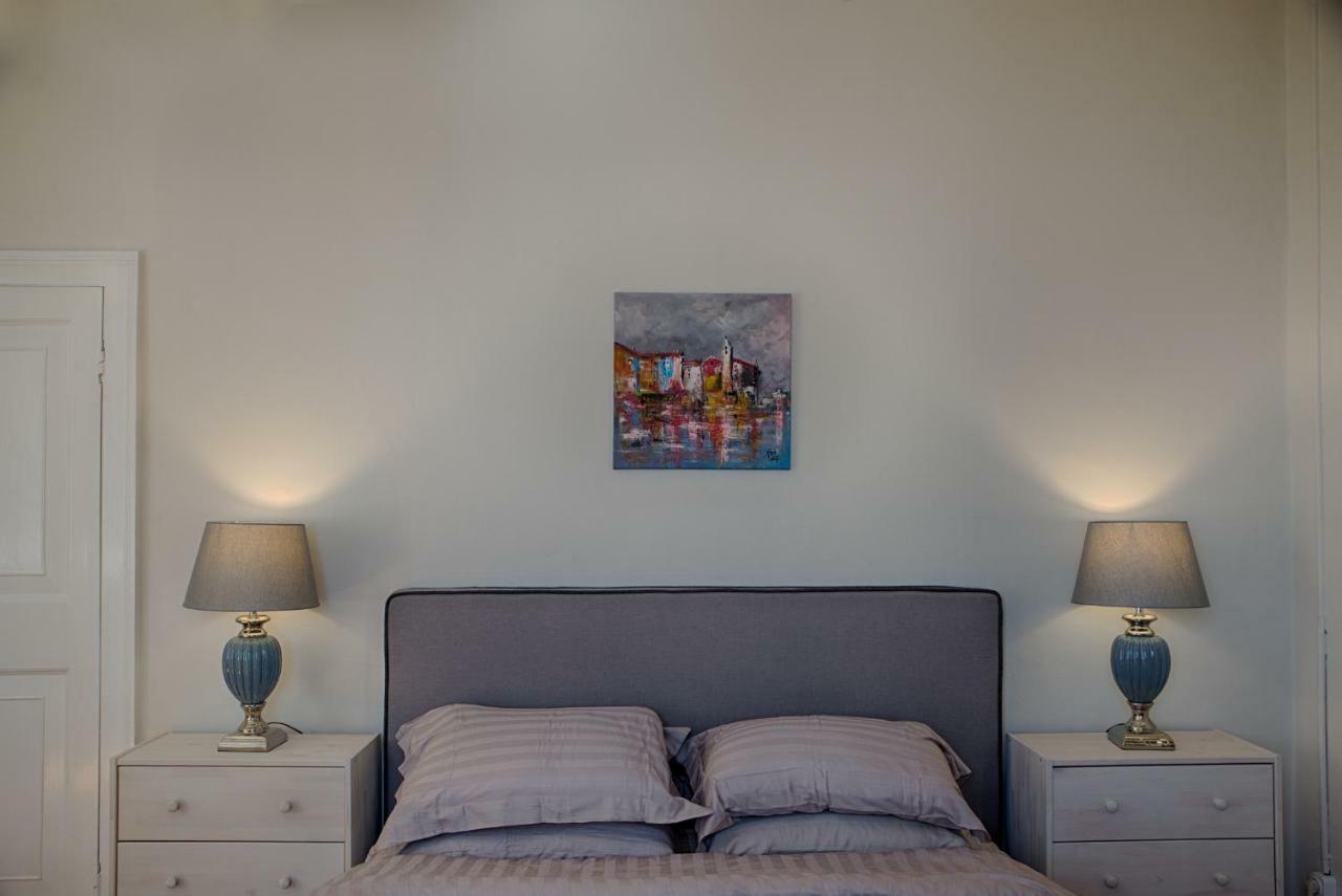 Serene Sea View Apartment In Corfu Old Town Ngoại thất bức ảnh