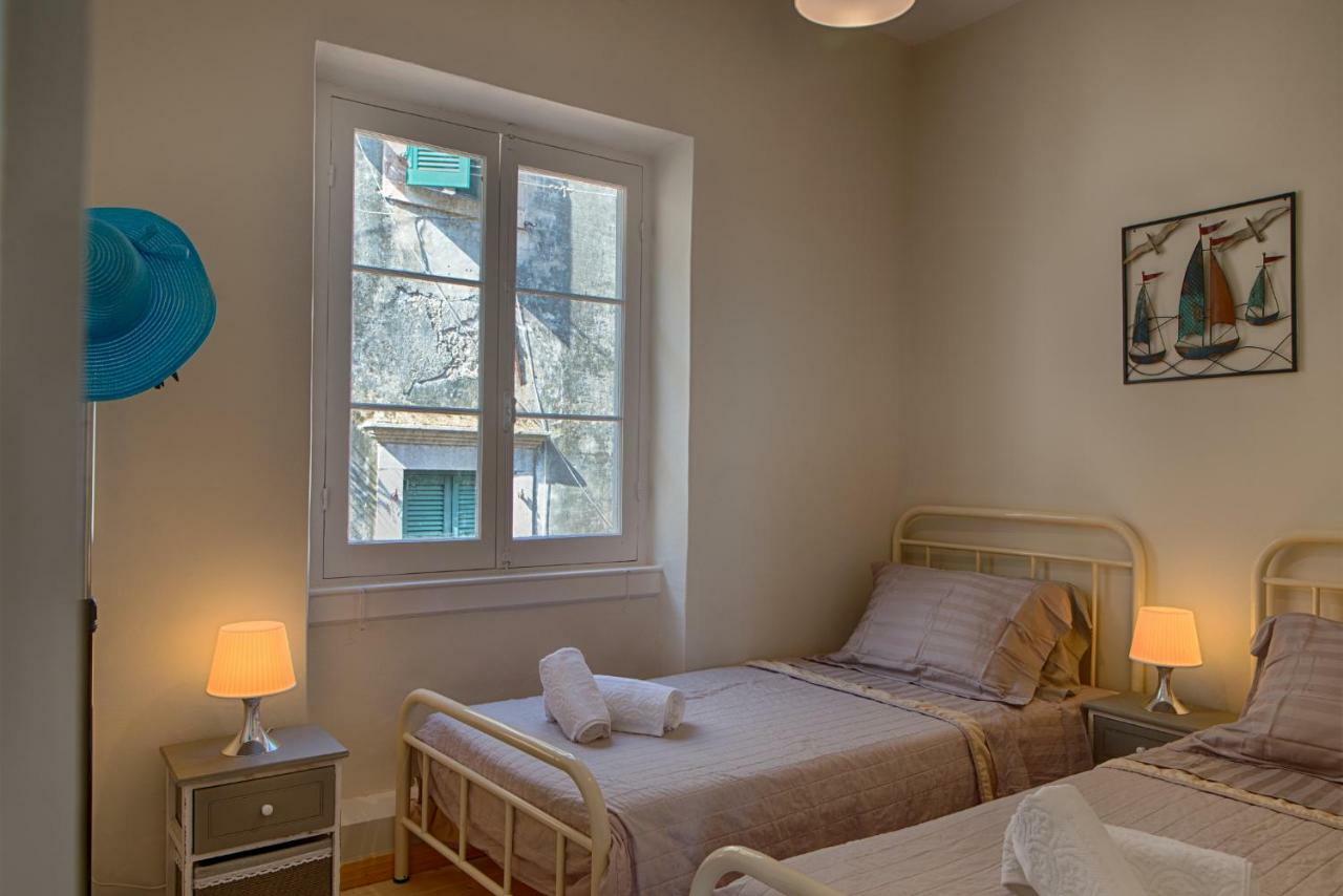 Serene Sea View Apartment In Corfu Old Town Ngoại thất bức ảnh
